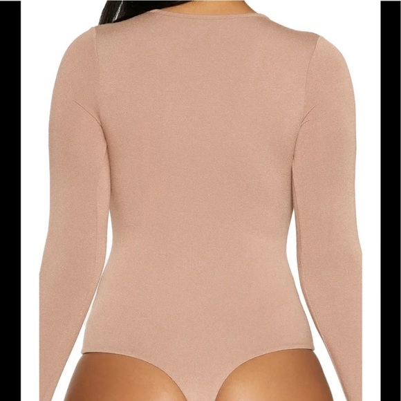 NAKED WARDROBE Deep V Long Sleeve Coco Nude Brown Bodysuit Bodycon Basics Small - Picture 9 of 9